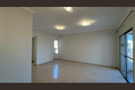 Apartamento para alugar com 117m², 3 quartos e 2 vagasSala