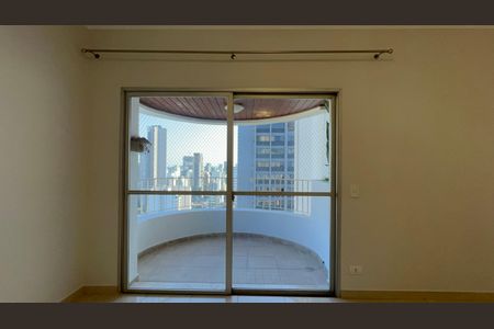 Apartamento para alugar com 117m², 3 quartos e 2 vagasVaranda