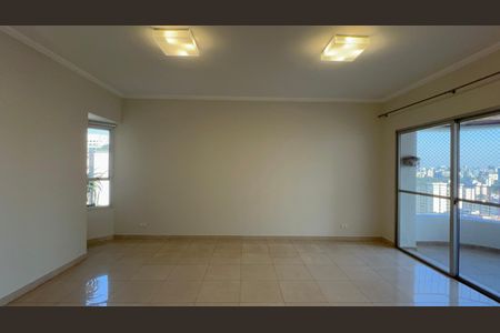 Apartamento para alugar com 117m², 3 quartos e 2 vagasSala