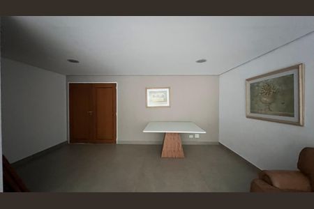 Apartamento para alugar com 117m², 3 quartos e 2 vagasÁrea comum