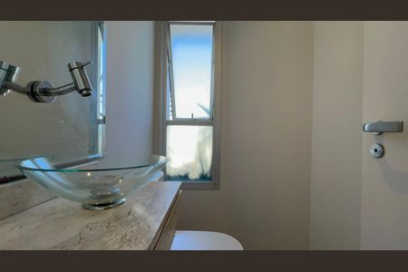 Apartamento para alugar com 117m², 3 quartos e 2 vagasLavabo