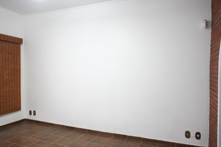 Casa à venda com 267m², 4 quartos e 3 vagasSala