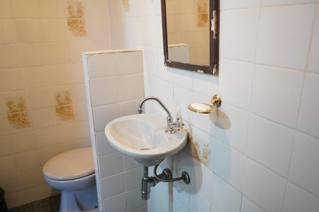 Casa à venda com 267m², 4 quartos e 3 vagasBanheiro de Serviço