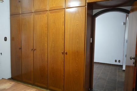 Casa à venda com 267m², 4 quartos e 3 vagasSuíte 1