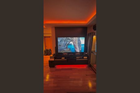 Apartamento à venda com 70m², 2 quartos e 1 vagaSala de TV