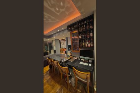 Apartamento à venda com 70m², 2 quartos e 1 vagaSala de Jantar