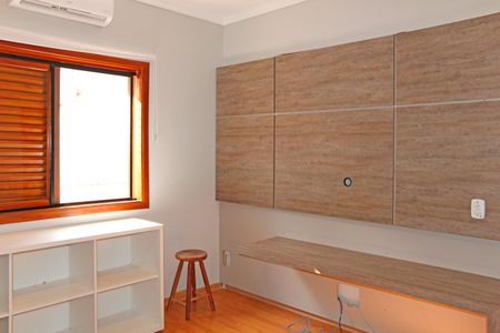 Casa de condomínio para alugar com 300m², 4 quartos e 3 vagasQuarto 3