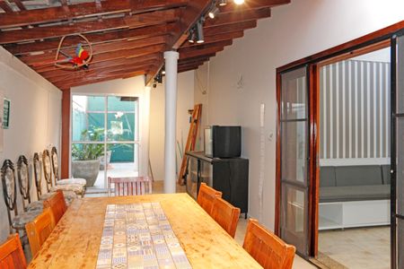 Casa de condomínio para alugar com 300m², 4 quartos e 3 vagasÁrea Externa