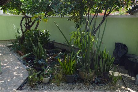 Casa de condomínio à venda com 367m², 4 quartos e 6 vagasJardim