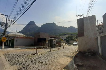 Casa de condomínio à venda com 367m², 4 quartos e 6 vagasFachada