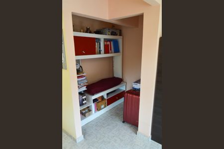 Casa de condomínio à venda com 367m², 4 quartos e 6 vagasQuarto 3