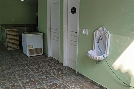 Casa de condomínio à venda com 367m², 4 quartos e 6 vagasChurrasqueira