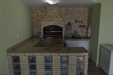 Casa de condomínio à venda com 367m², 4 quartos e 6 vagasChurrasqueira