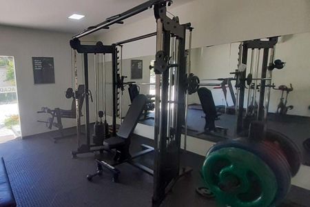 Casa de condomínio à venda com 367m², 4 quartos e 6 vagasÁrea comum - Academia