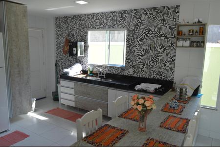 Casa de condomínio à venda com 367m², 4 quartos e 6 vagasCozinha