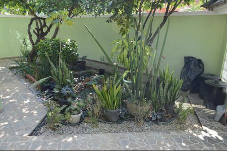 Casa de condomínio à venda com 367m², 4 quartos e 6 vagasJardim