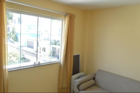 Casa de condomínio à venda com 367m², 4 quartos e 6 vagasQuarto 2