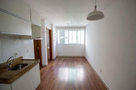 Apartamento para alugar com 36m², 1 quarto e 1 vagaSala/Cozinha