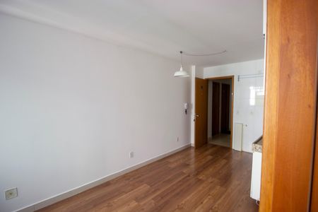 Apartamento para alugar com 36m², 1 quarto e 1 vagaSala/Cozinha