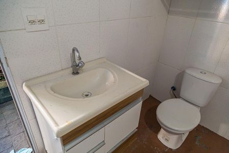 Casa para alugar com 730m², 5 quartos e 6 vagasBanheiro 2 da Edícula - Detalhe