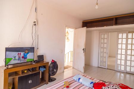 Casa para alugar com 730m², 5 quartos e 6 vagasSuíte 3