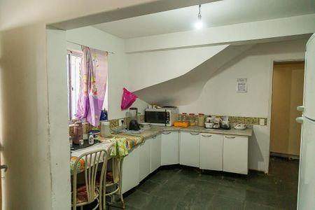 Casa para alugar com 730m², 5 quartos e 6 vagasCozinha