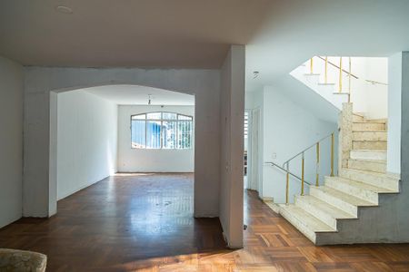 Casa para alugar com 730m², 5 quartos e 6 vagasSala