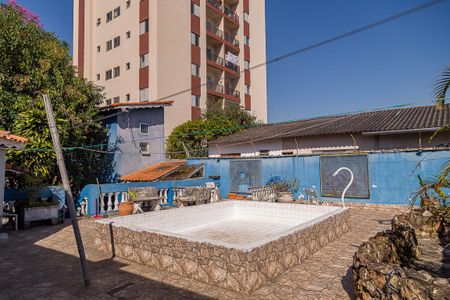 Casa para alugar com 730m², 5 quartos e 6 vagasÁrea comum - Piscina