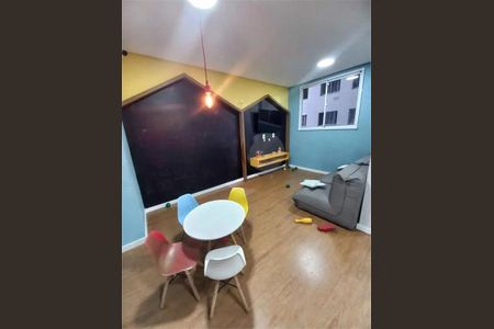 Apartamento à venda com 2 quartos, 34m² em Jardim Miriam, São Paulo