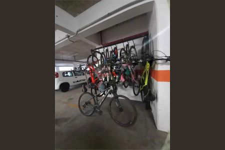 Apartamento à venda com 2 quartos, 34m² em Jardim Miriam, São Paulo