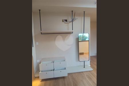 Apartamento à venda com 27m², 1 quarto e sem vaga