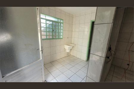 Casa à venda com 208m², 2 quartos e 4 vagas