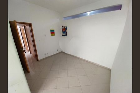 Apartamento à venda com 68m², 2 quartos e sem vaga