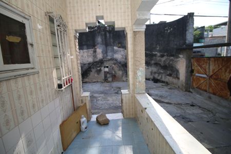 Casa à venda com 110m², 2 quartos e 2 vagasVaranda