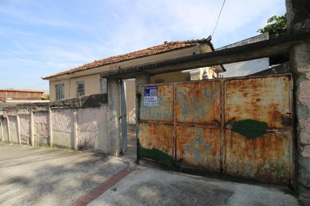 Casa à venda com 110m², 2 quartos e 2 vagasFachada da casa