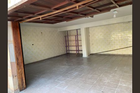 Casa à venda com 239m², 3 quartos e 5 vagasGaragem