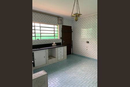 Casa à venda com 239m², 3 quartos e 5 vagasCozinha