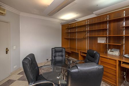 Apartamento para alugar com 560m², 4 quartos e 5 vagas Apartamento para alugar com 560m², 4 quartos e 5 vagasEscritório