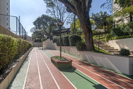 Apartamento para alugar com 560m², 4 quartos e 5 vagas Apartamento para alugar com 560m², 4 quartos e 5 vagasÁrea comum