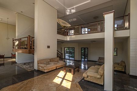 Apartamento para alugar com 560m², 4 quartos e 5 vagas Apartamento para alugar com 560m², 4 quartos e 5 vagasÁrea comum