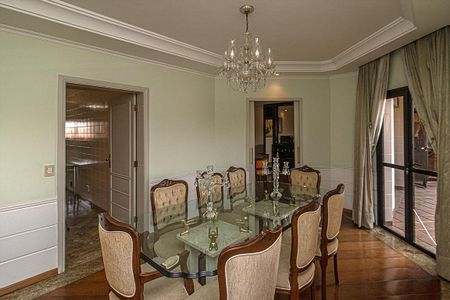 Apartamento para alugar com 560m², 4 quartos e 5 vagas Apartamento para alugar com 560m², 4 quartos e 5 vagasCopa