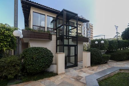 Apartamento para alugar com 560m², 4 quartos e 5 vagas Apartamento para alugar com 560m², 4 quartos e 5 vagasÁrea comum