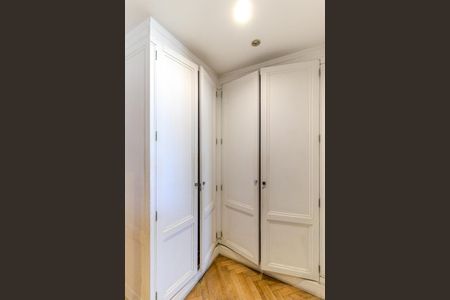 Apartamento à venda com 420m², 4 quartos e 5 vagasSuíte 3