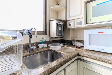 Apartamento à venda com 420m², 4 quartos e 5 vagasCozinha