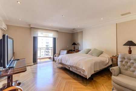 Apartamento à venda com 420m², 4 quartos e 5 vagasSuíte 4