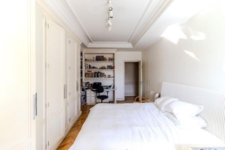 Apartamento à venda com 420m², 4 quartos e 5 vagasSuíte 1