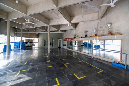 Apartamento para alugar com 55m², 2 quartos e 1 vaga Apartamento para alugar com 55m², 2 quartos e 1 vagaClube