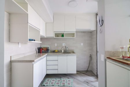 Apartamento para alugar com 55m², 2 quartos e 1 vaga Apartamento para alugar com 55m², 2 quartos e 1 vagaCozinha e Área de Serviço