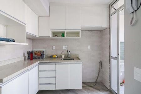 Apartamento para alugar com 55m², 2 quartos e 1 vaga Apartamento para alugar com 55m², 2 quartos e 1 vagaCozinha e Área de Serviço