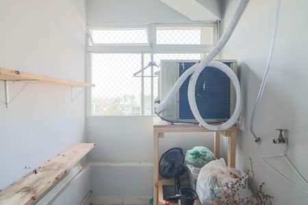 Apartamento para alugar com 55m², 2 quartos e 1 vaga Apartamento para alugar com 55m², 2 quartos e 1 vagaCozinha e Área de Serviço